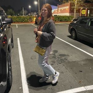 Meet your Posher, Juliana